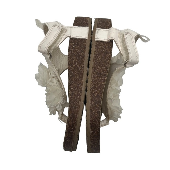 Carter's White Bliss 3 Floral T-Strap Sandals Size 9 Toddler Girl's - Picture 5 of 9